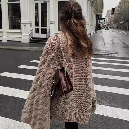 Women's Sweater Round-neck Flared Sleeves Knitted